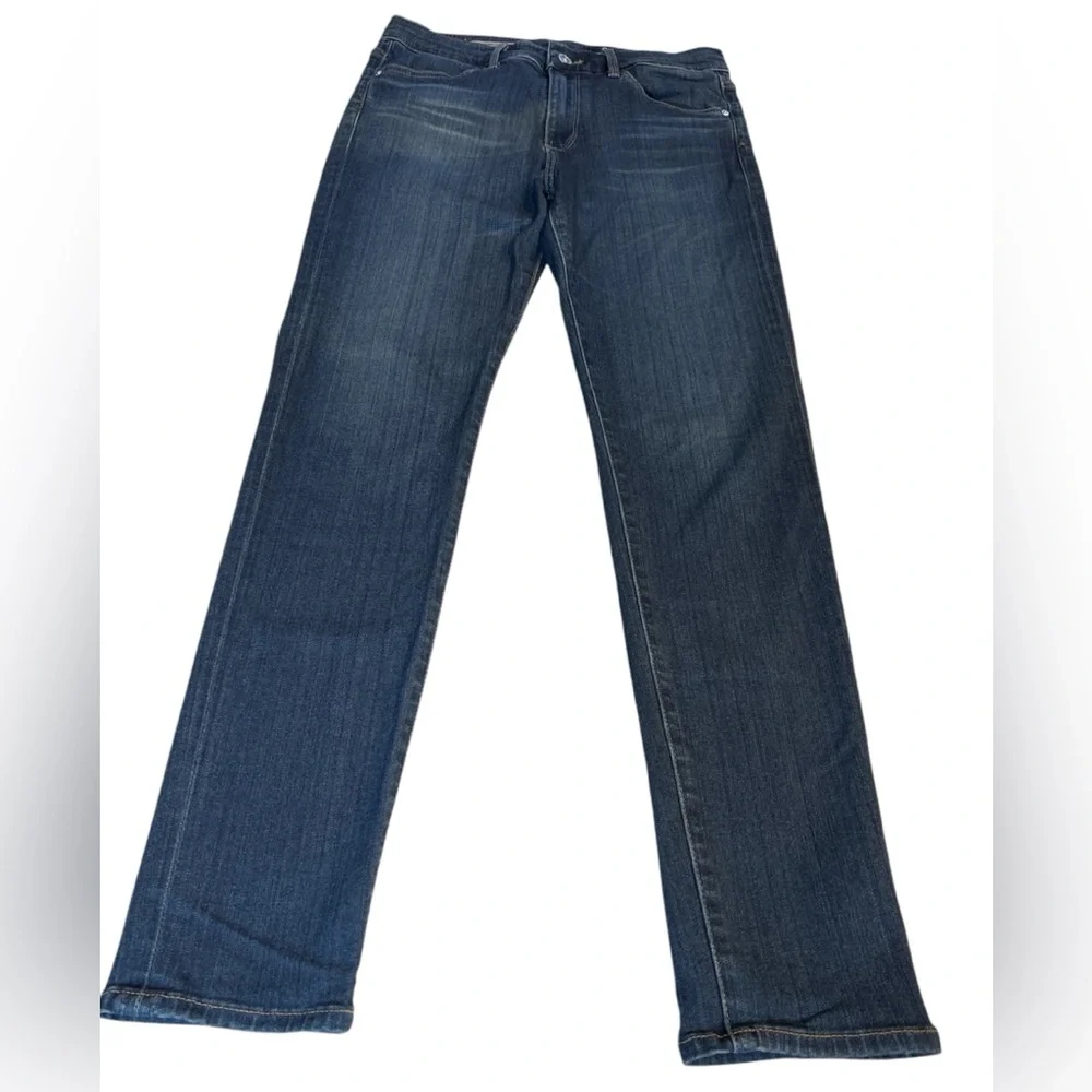 AG Jeans Woman’s high-rise slim straight ankle. Size 28R